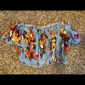 CHELSEA & VIOLET Off-the-shoulder FLORAL CROP TOP